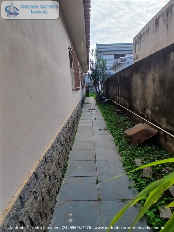 Casa a Venda no Vila Julieta em Resende