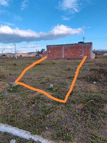 Terreno à Venda