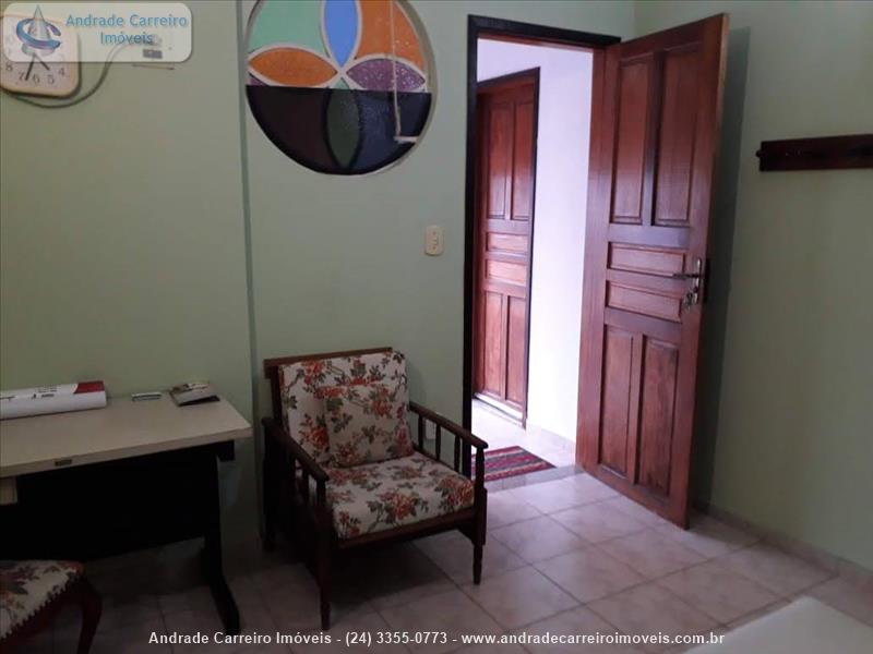Casa a Venda no Jardim Tropical - Campos Elíseos em Resende