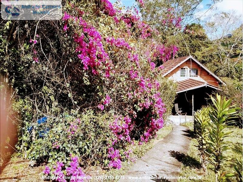 Casa a Venda no Penedo em Itatiaia