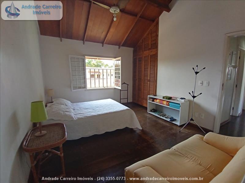 Casa a Venda no Jardim Martineli em Itatiaia