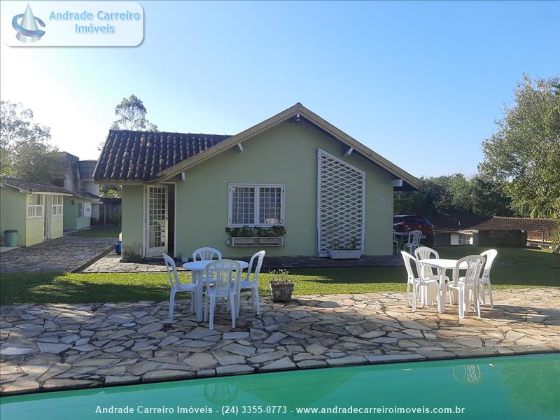 Casa a Venda no Jardim Martineli em Itatiaia