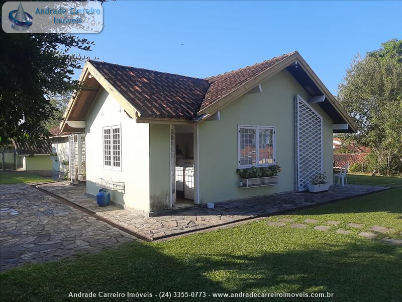 Casa a Venda no Jardim Martineli em Itatiaia