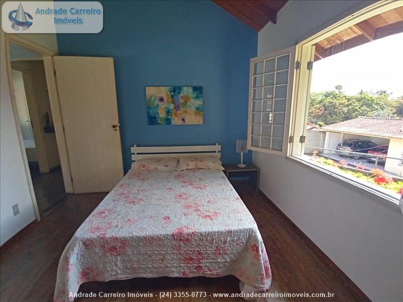 Casa a Venda no Jardim Martineli em Itatiaia