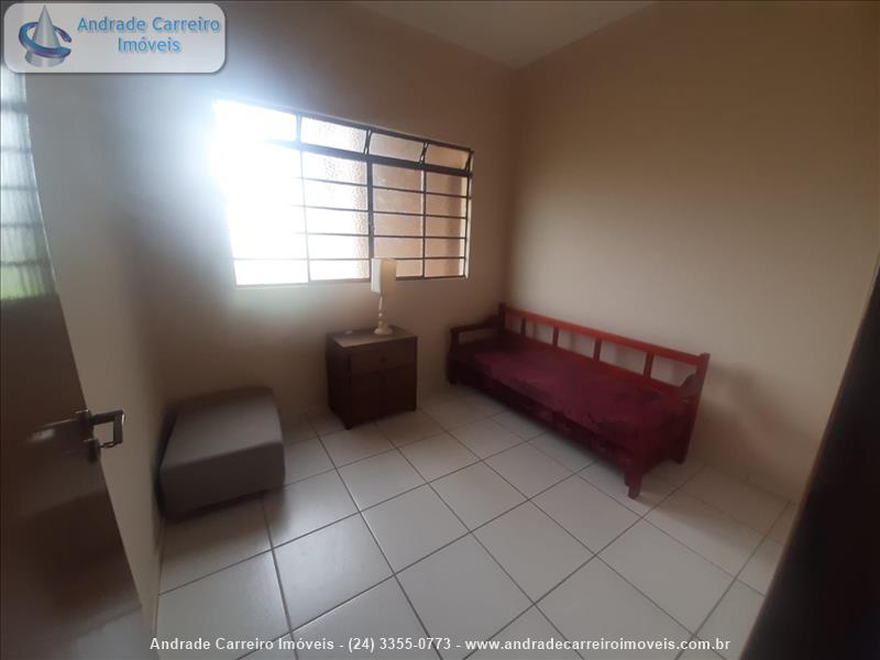 Casa a Venda no Jardim Martineli em Itatiaia
