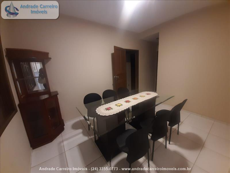 Casa a Venda no Jardim Martineli em Itatiaia