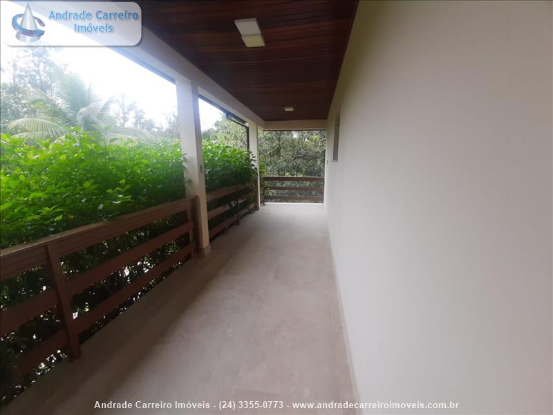 Casa a Venda no Jardim Martineli em Itatiaia