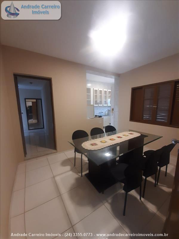 Casa a Venda no Jardim Martineli em Itatiaia