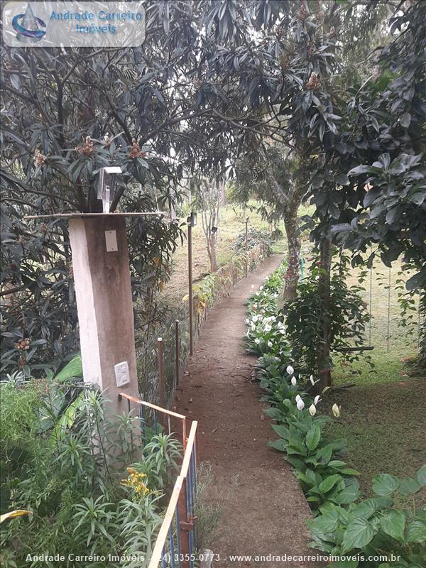 Casa a Venda no Jardim Martineli em Itatiaia