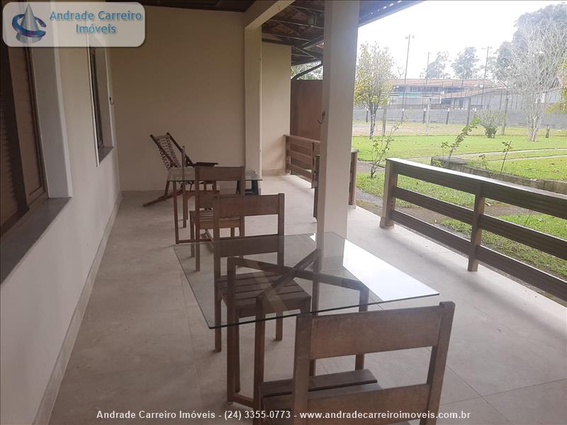 Casa a Venda no Jardim Martineli em Itatiaia
