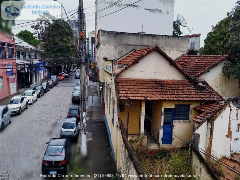 Casa a Venda no Campos Elíseos em Resende