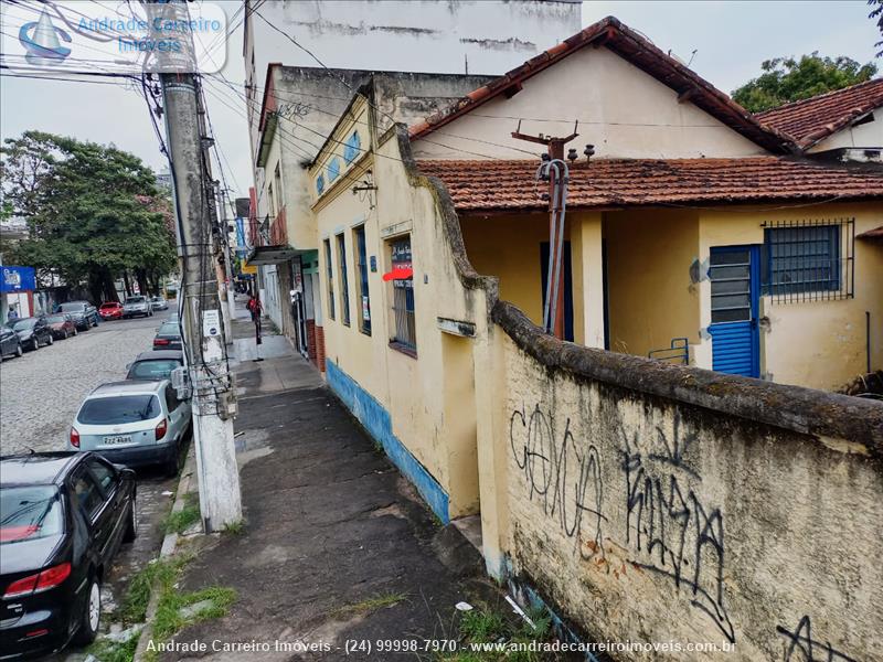 Casa a Venda no Campos Elíseos em Resende