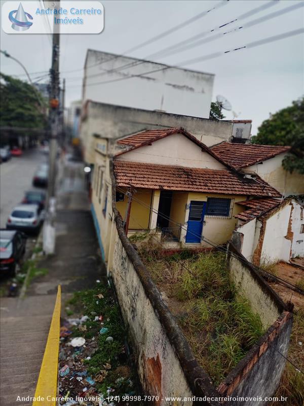 Casa a Venda no Campos Elíseos em Resende
