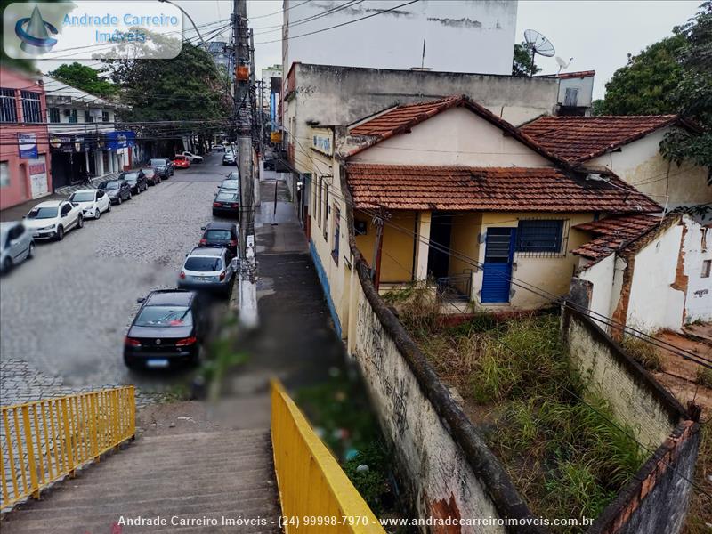 Casa a Venda no Campos Elíseos em Resende