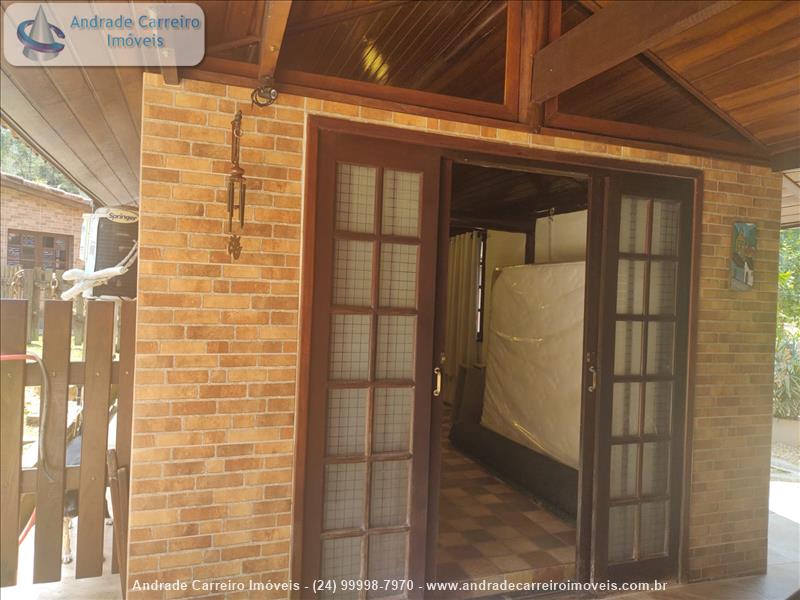 Casa a Venda no Jardim Martineli em Itatiaia