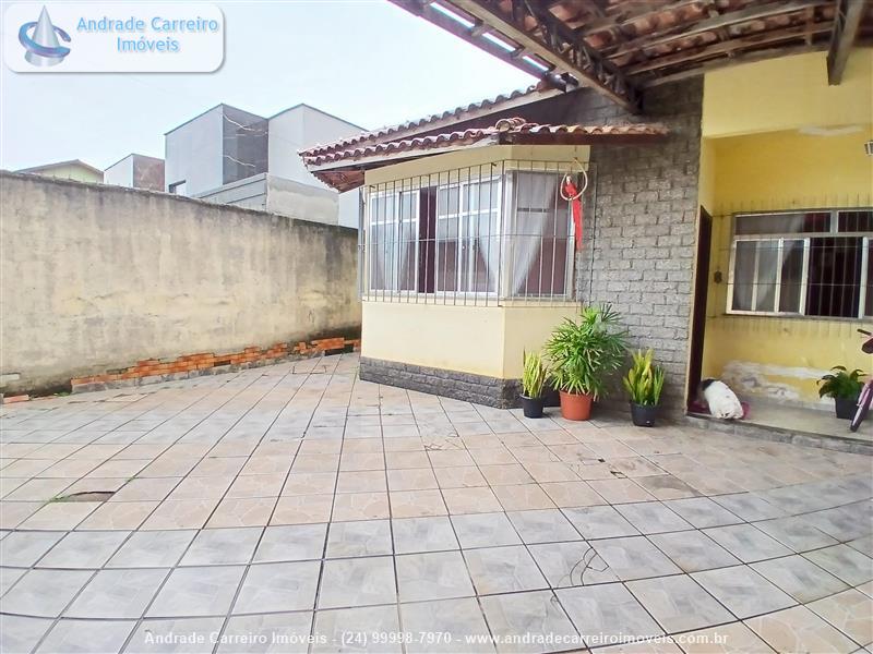 Casa a Venda no Jardim do Sol em Resende