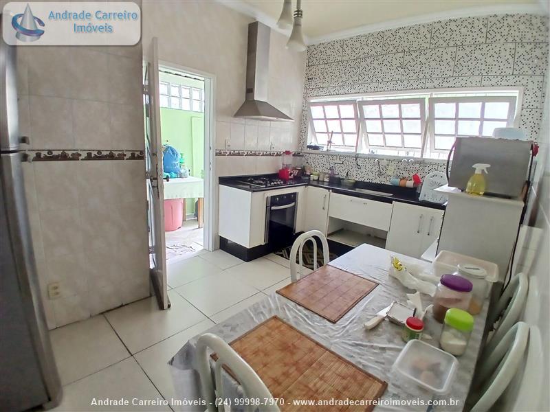 Casa a Venda no Santa Cecília - Manejo em Resende