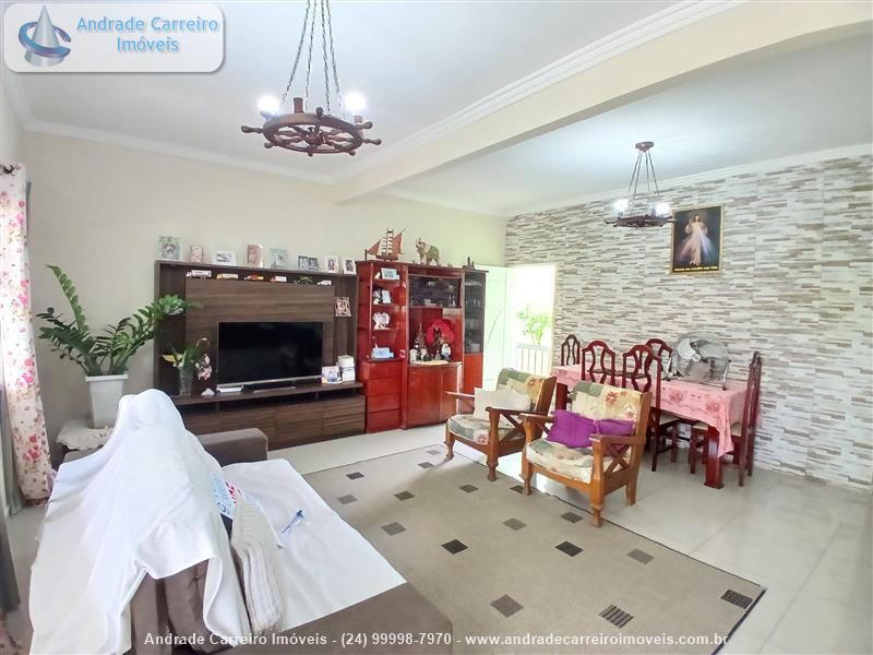 Casa a Venda no Santa Cecília - Manejo em Resende
