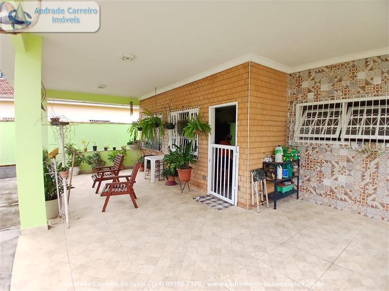 Casa a Venda no Santa Cecília - Manejo em Resende