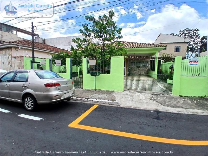 Casa a Venda no Santa Cecília - Manejo em Resende