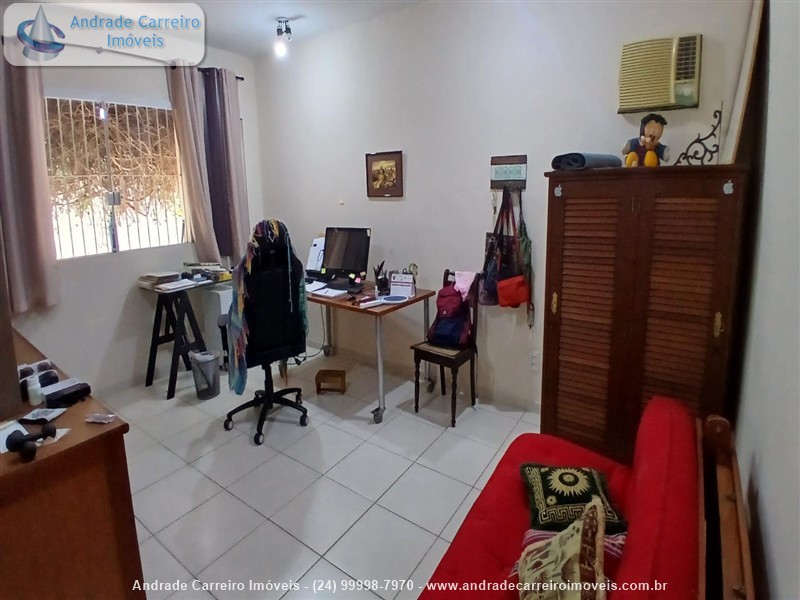 Casa a Venda no Montese em Resende