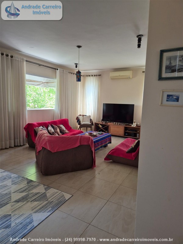 Casa a Venda no Montese em Resende