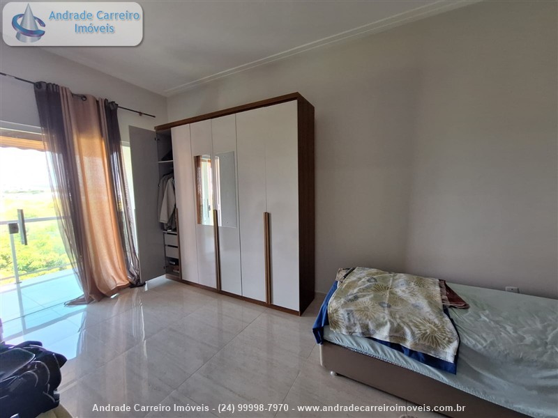 Casa a Venda no Parque Ipiranga II em Resende