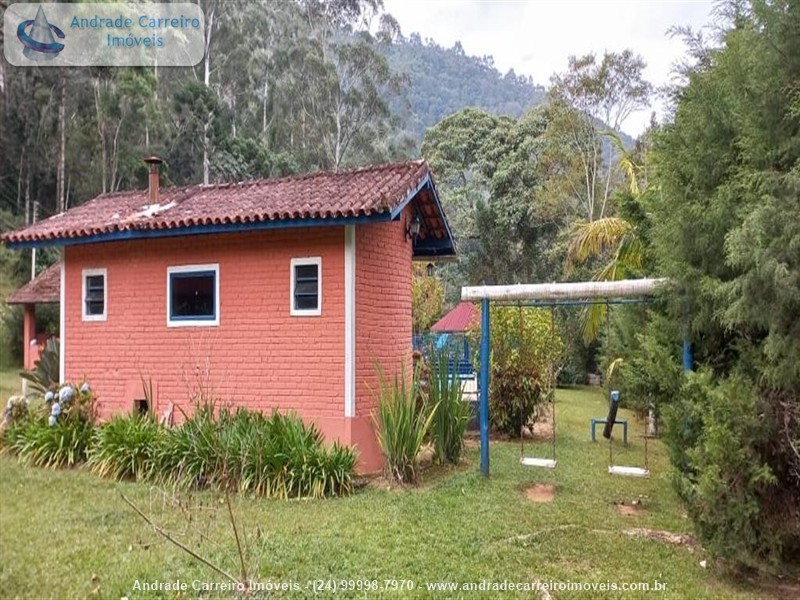 Casa em condomínio a Venda no Distrito de Engenheiro Passos em Resende