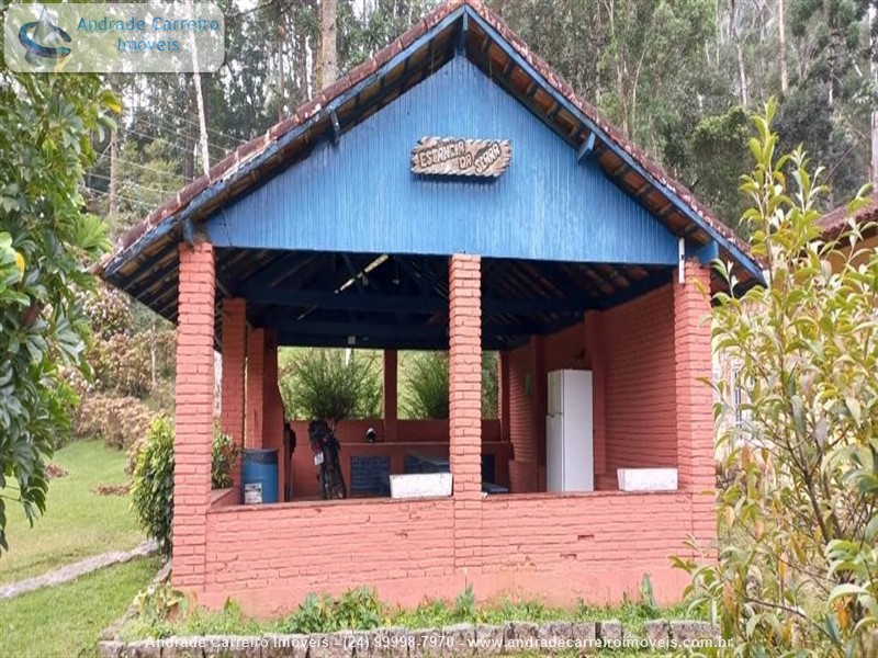 Casa em condomínio a Venda no Distrito de Engenheiro Passos em Resende