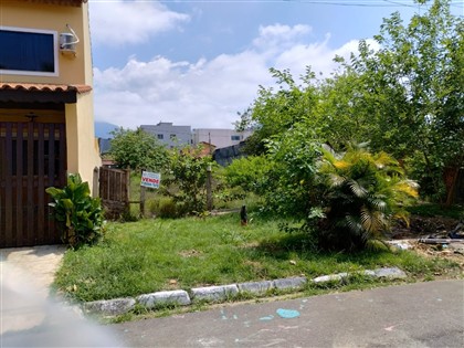 Terreno à Venda