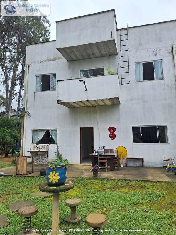 Casa para Venda ou Alugar no Jardim Brasília 2 em Resende