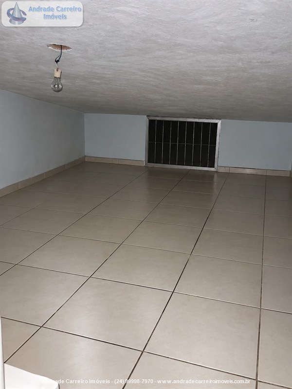 Loja para Venda ou Alugar no Aterrado em Volta Redonda